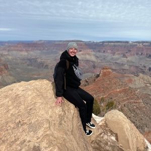 Meet your Posher, Alixandra